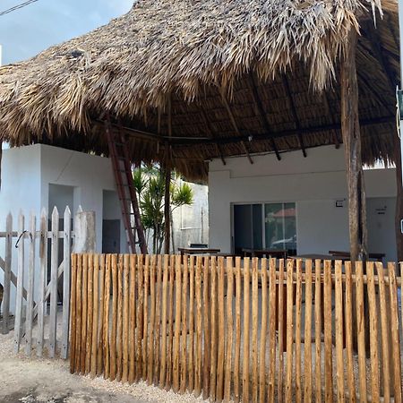 Casa Colibri El Cuyo Aparthotel Eksteriør bilde