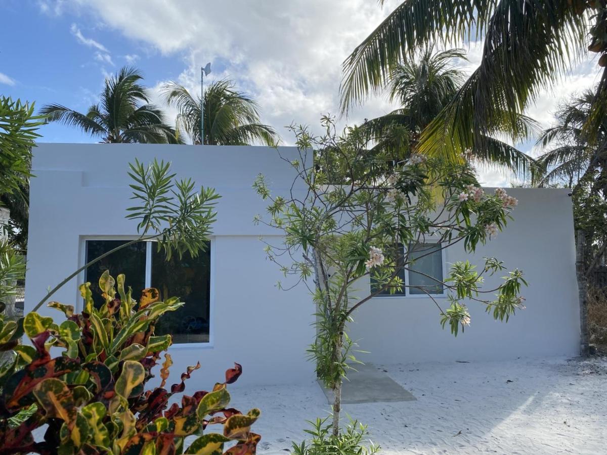 Casa Colibri El Cuyo Aparthotel Eksteriør bilde